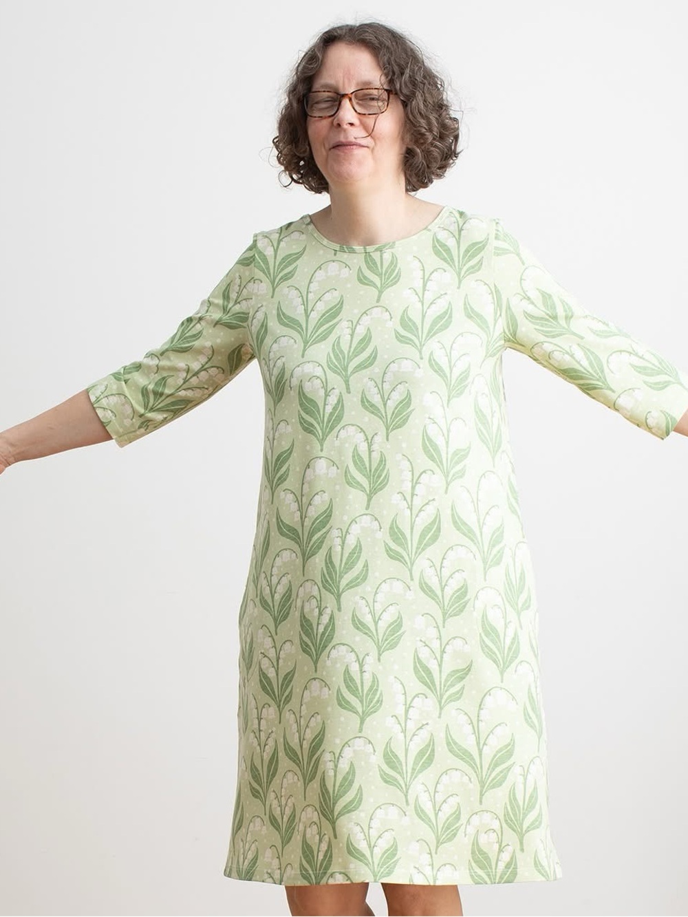 Helsinki Light Green Floral Scoop Neck Dress